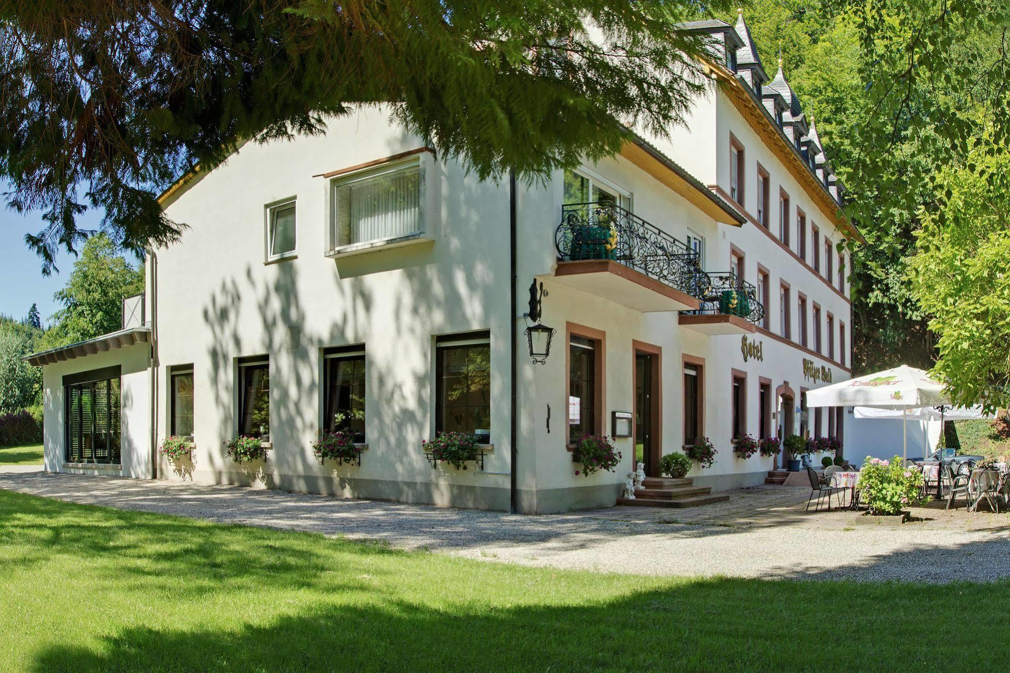 Hotel Pfaelzer Wald Бад-Бергцаберн Экстерьер фото